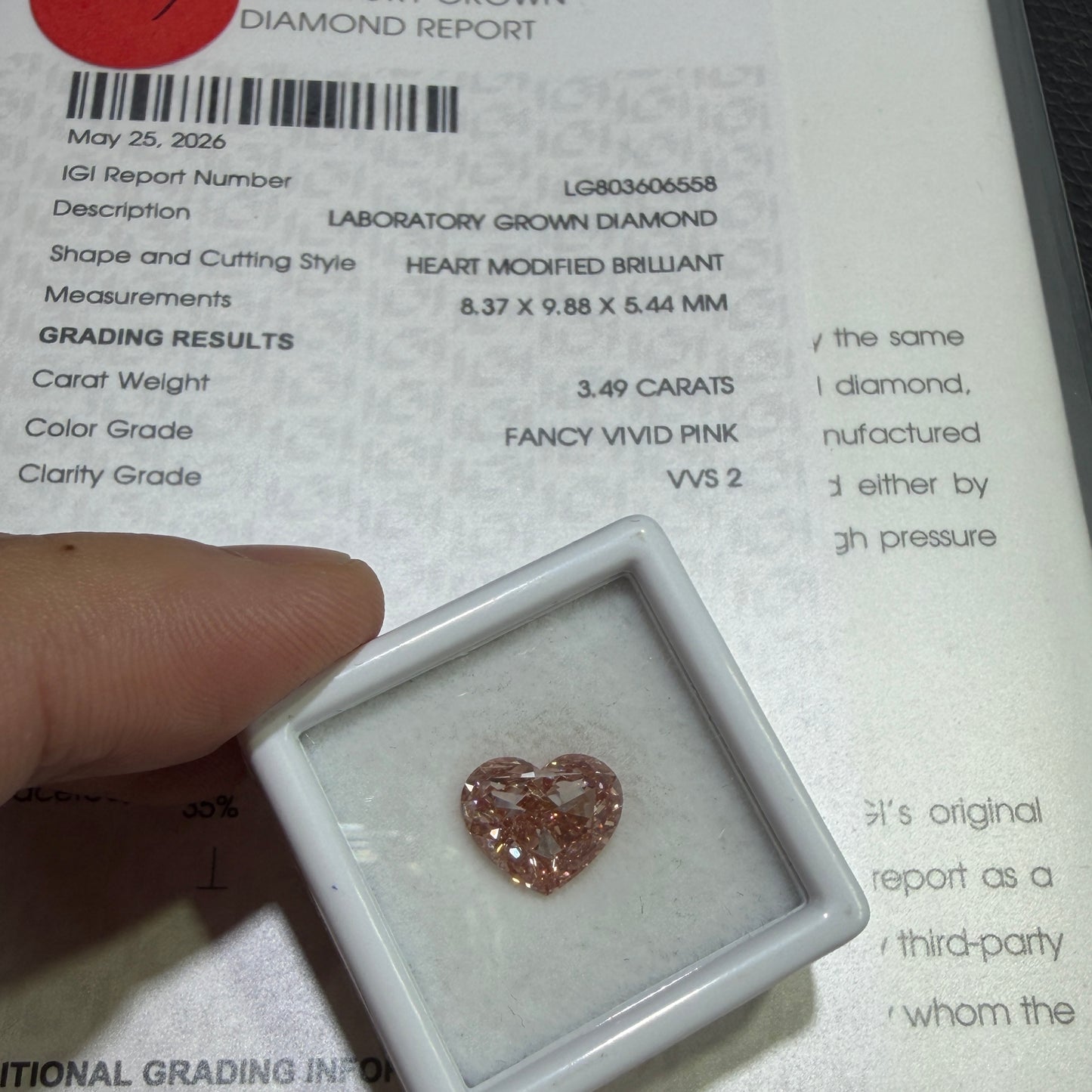 3.49ct Heart Modified Brilliant Lab Grown Diamond (Fancy Vivid Pink, VVS2, IGI Certified)