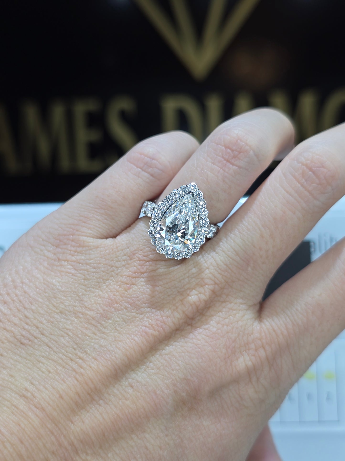 Pear Rings Center 5CT π Total 7.5 Carat π₯