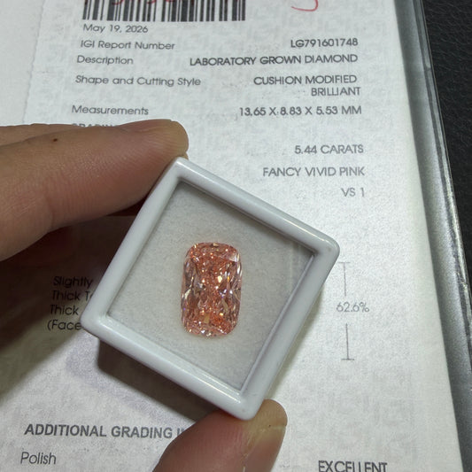 5.44ct Cushion Modified Brilliant Lab Grown Diamond (Fancy Vivid Pink, VS1, IGI Certified)