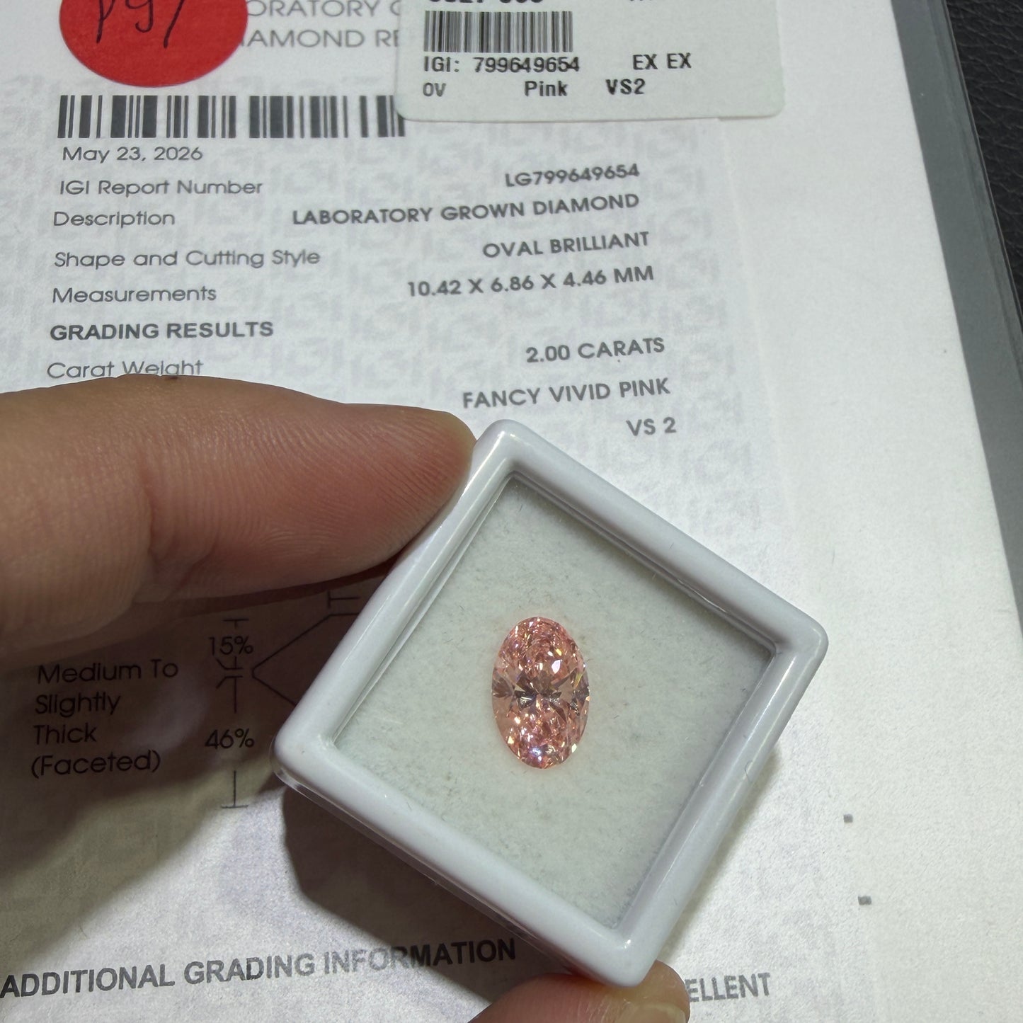 2.00ct Oval Brilliant Lab Grown Diamond (Fancy Vivid Pink, VS2, IGI Certified)