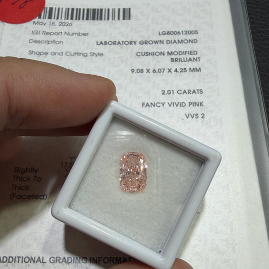 2.01ct Cushion Modified Brilliant Lab Grown Diamond (Fancy Vivid Pink, VVS2, IGI Certified)