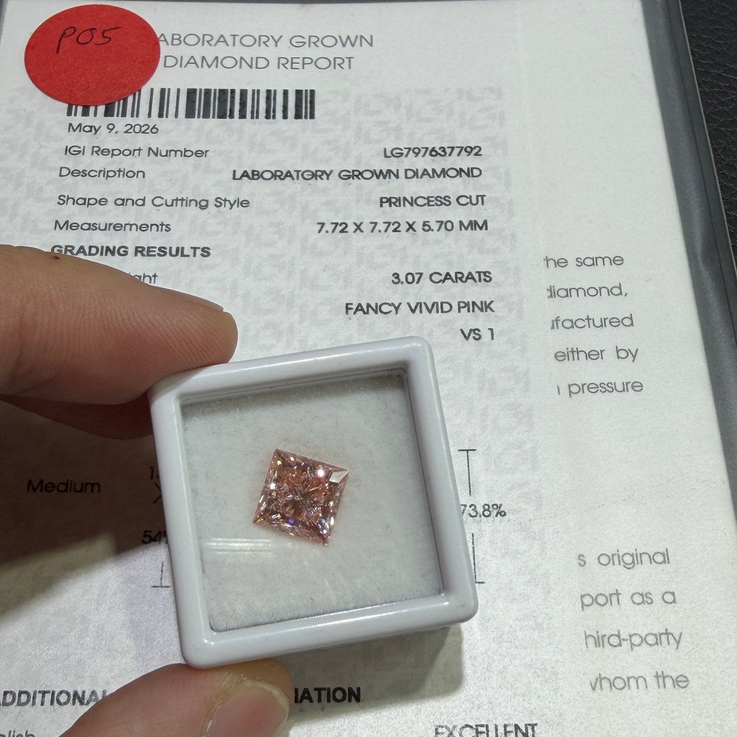 3.07ct Princess Cut Lab Grown Diamond (Fancy Vivid Pink, VS1, IGI Certified)