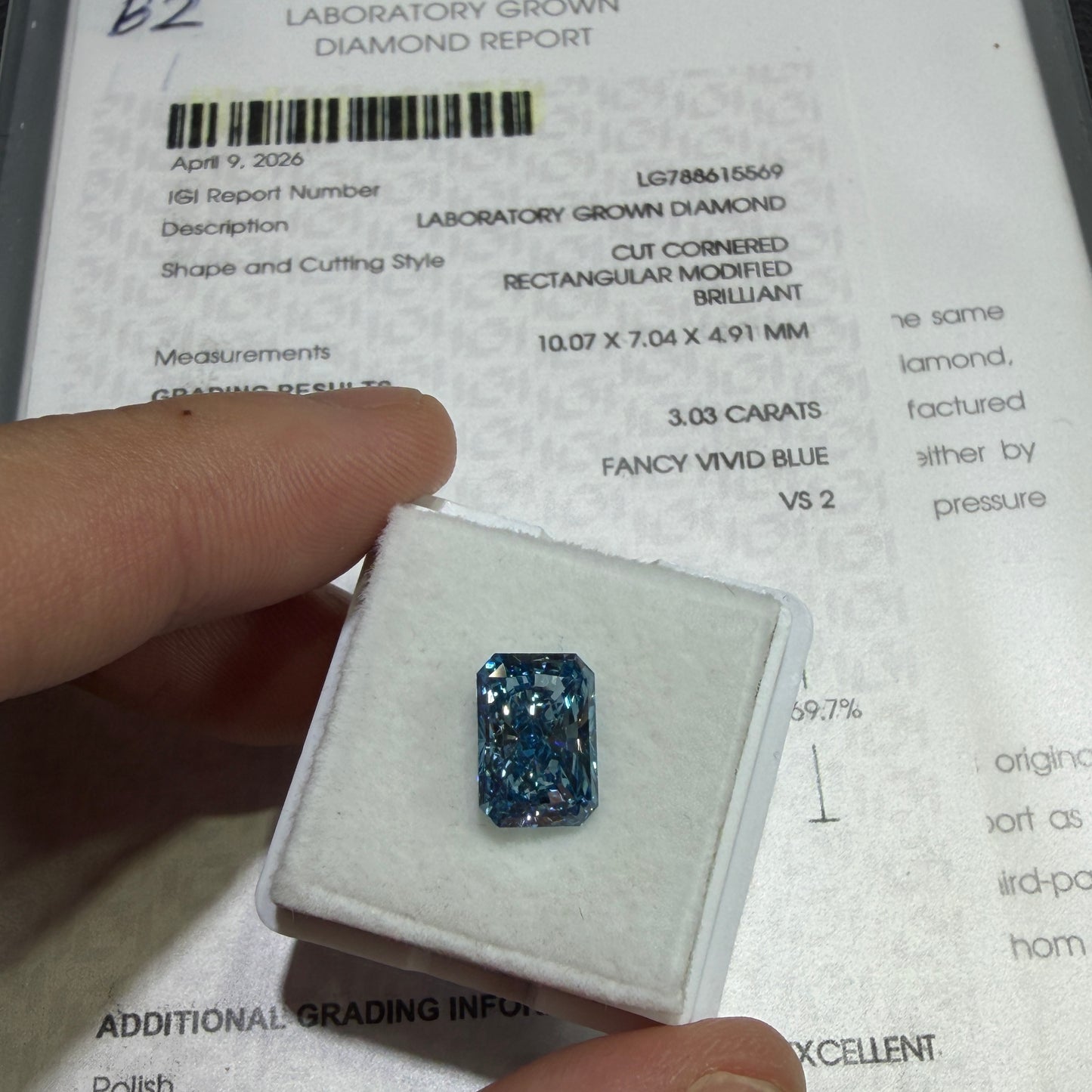 3.03ct Cut Cornered Rectangular Modified Brilliant Lab Grown Diamond (Fancy Vivid Blue, VS2, IGI Certified)