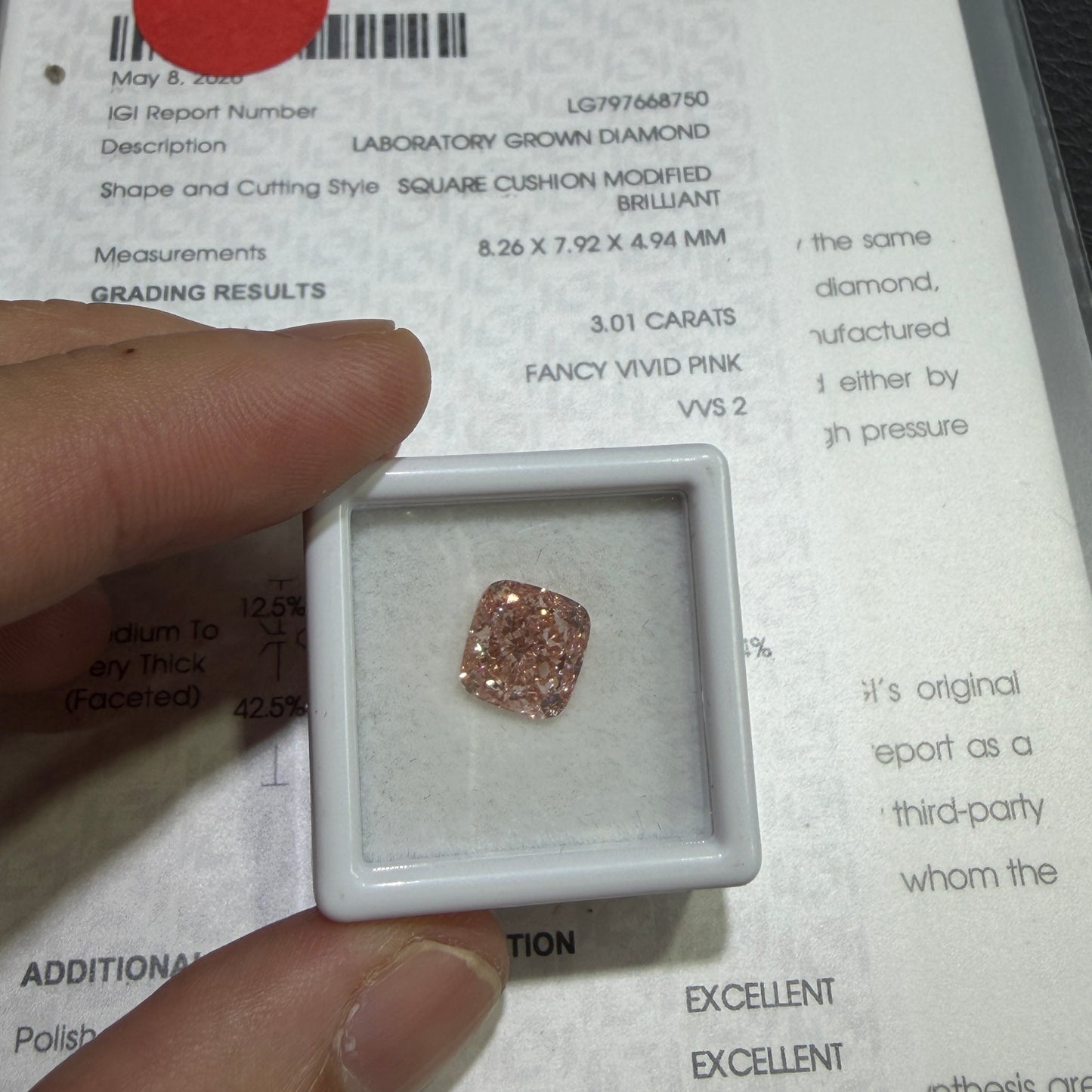 3.01ct Square Cushion Modified Brilliant Lab Grown Diamond (Fancy Vivid Pink, VVS2, IGI Certified)