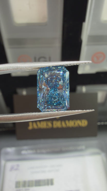 3.03ct Cut Cornered Rectangular Modified Brilliant Lab Grown Diamond (Fancy Vivid Blue, VS2, IGI Certified)
