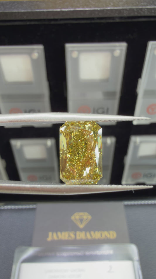 5.00ct Cut Cornered Rectangular Modified Brilliant Lab Grown Diamond (Fancy Vivid Yellow, VS2, IGI Certified)