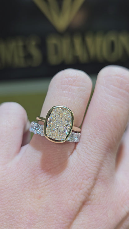 Bezel Cushion Ring 5 CT 💎 E/VS1 IGI Certificate 💎