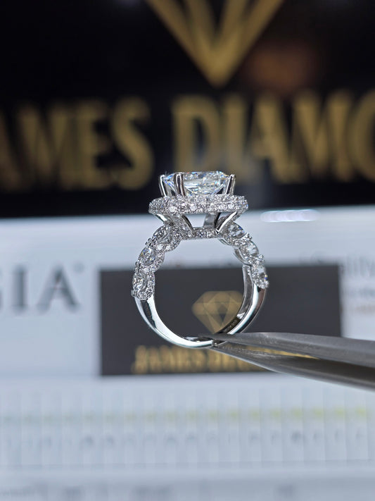 Pear Rings Center 5CT 💎 Total 7.5 Carat 💥