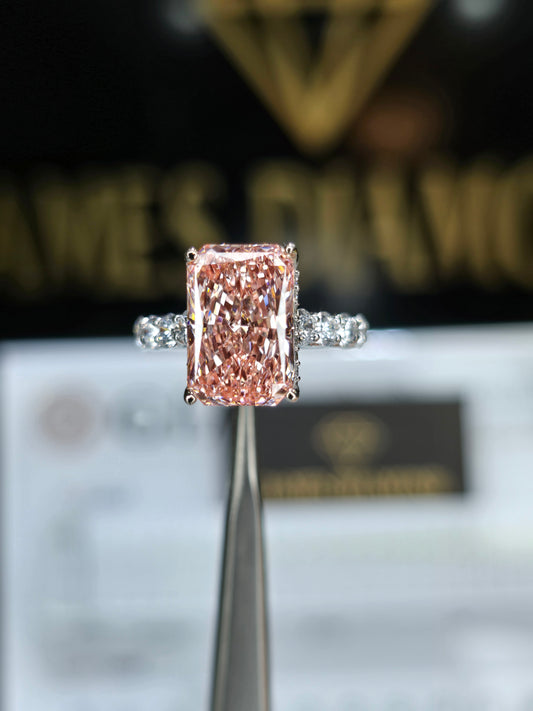 Hot Design 💍Fancy Vivid Pink Radiant 5CT / VS1 💎